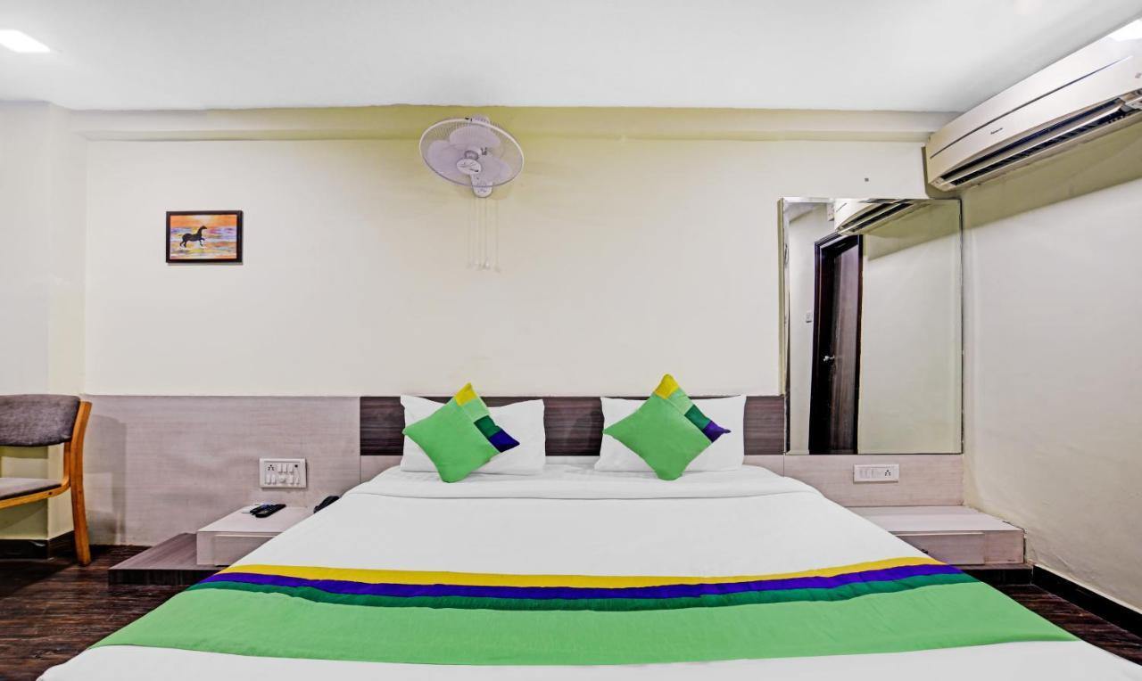 Hotel Dwarika Inn Indaur Kültér fotó