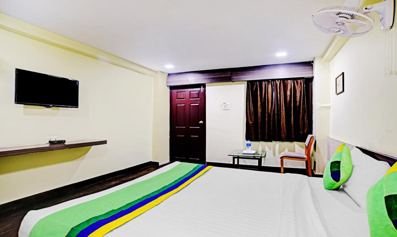 Hotel Dwarika Inn Indaur Kültér fotó