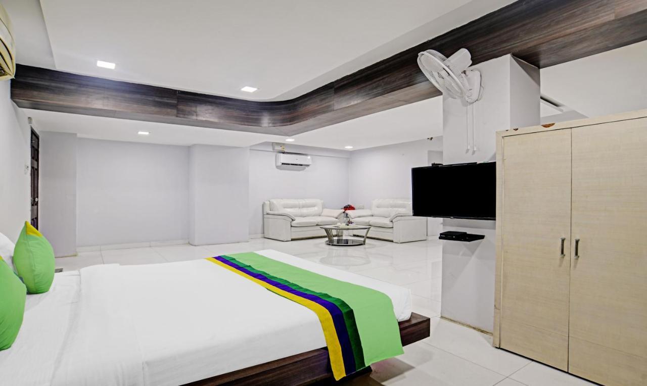 Hotel Dwarika Inn Indaur Kültér fotó