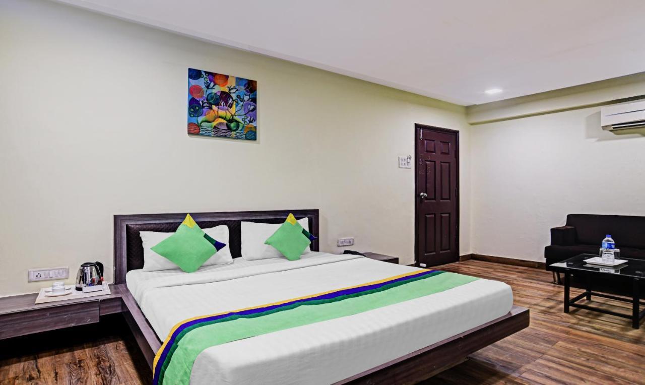 Hotel Dwarika Inn Indaur Kültér fotó