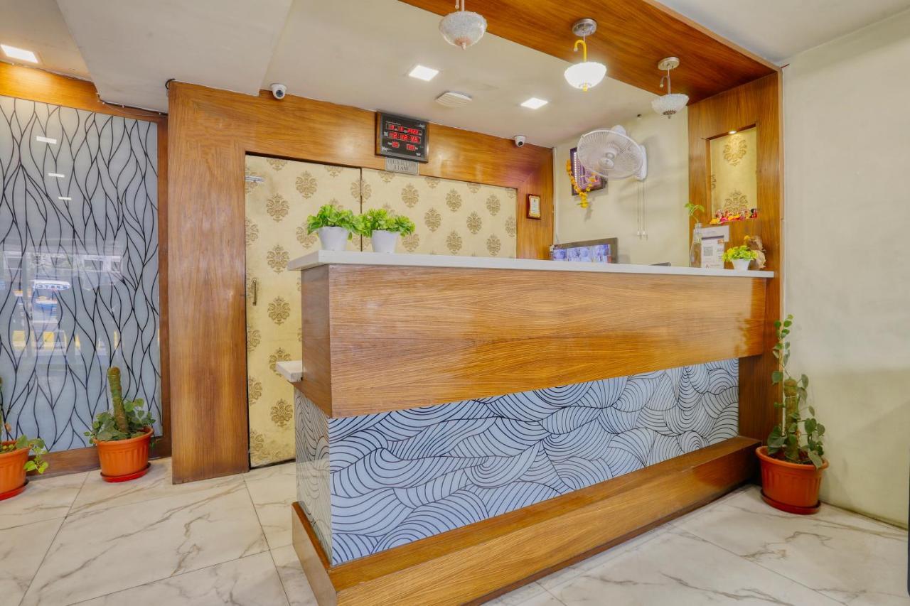 Hotel Dwarika Inn Indaur Kültér fotó