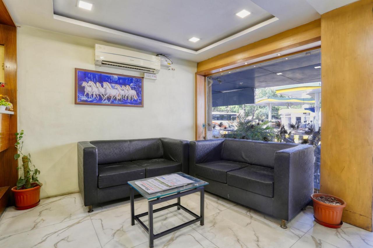 Hotel Dwarika Inn Indaur Kültér fotó