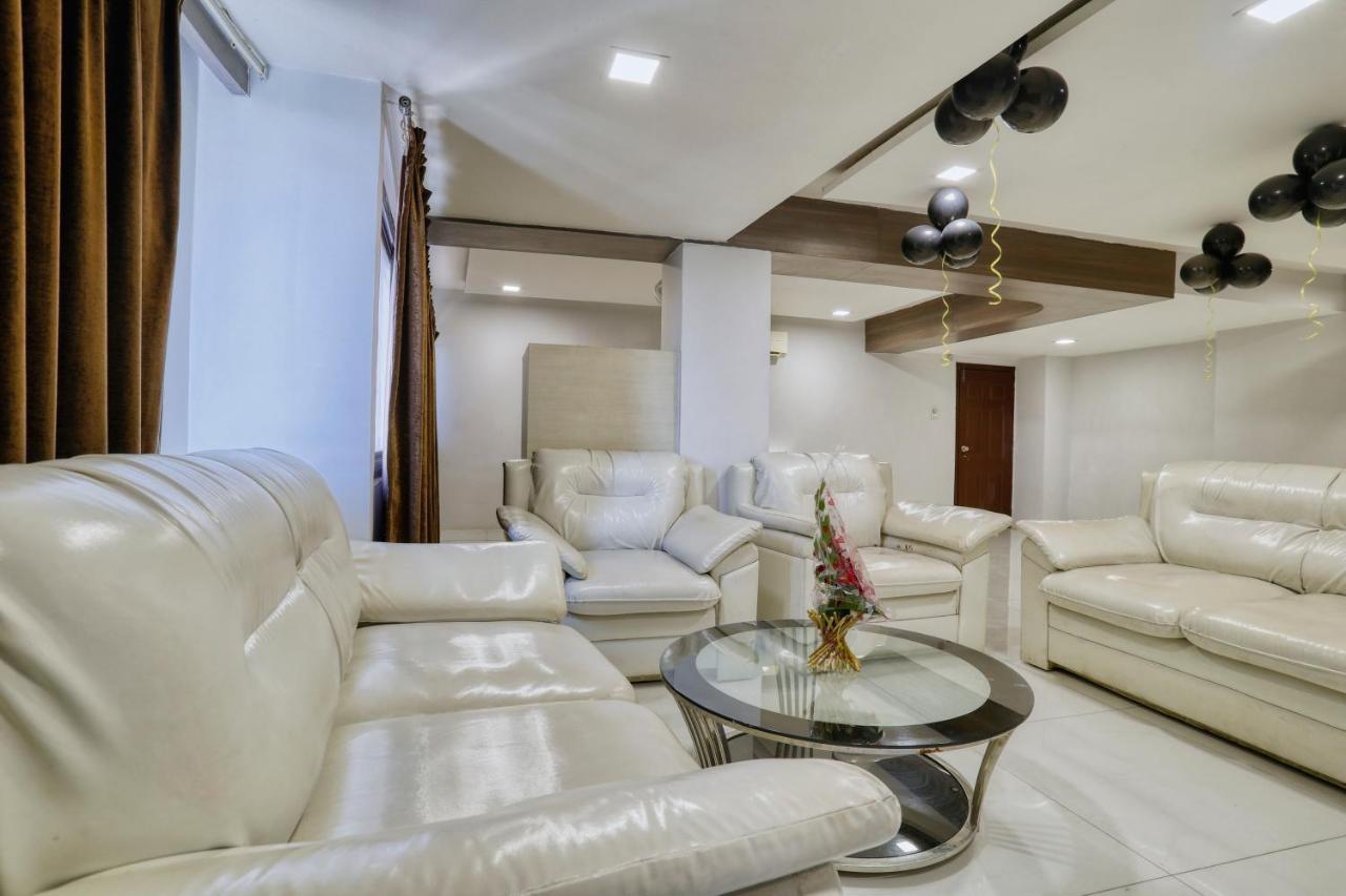 Hotel Dwarika Inn Indaur Kültér fotó